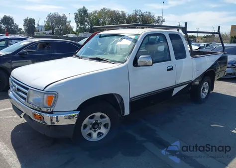 1998 Toyota T100 Sr5 V6 z USA, uszkodzony, nr VIN JT4TN14D7W0042367